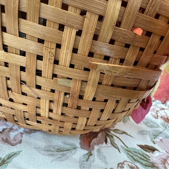 Scarecrow Fall Centerpiece - Picture 13 of 13